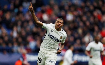 XK体育独家-什琴斯尼社交媒体发训练视频励志